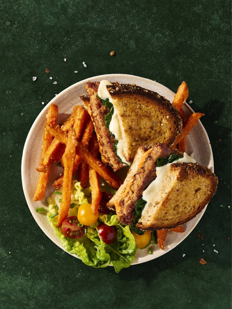 Griller Burger recipe on a plate.